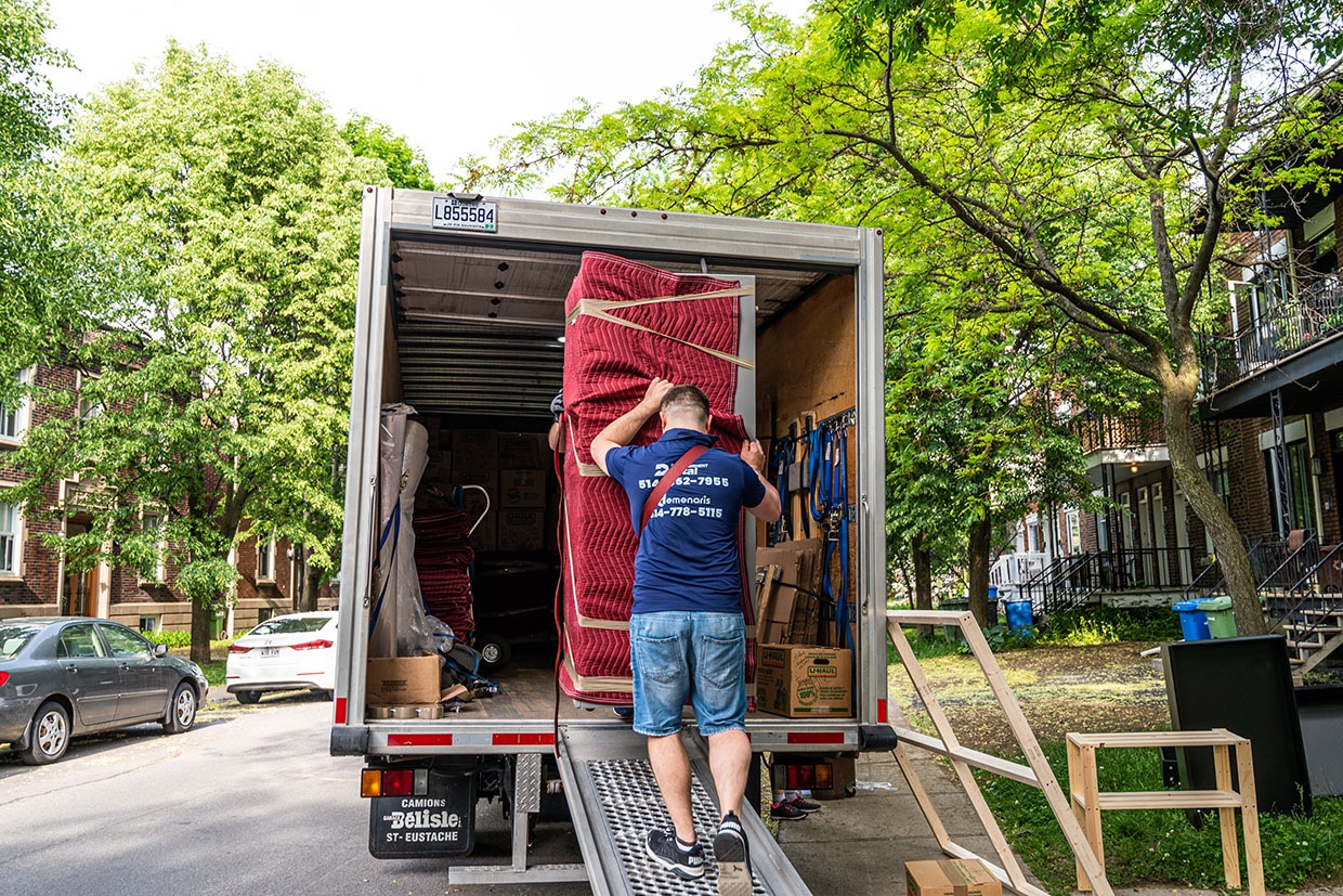Moving on July 1st in Montreal and Everywhere in Quebec - Moving on July 1st - 2