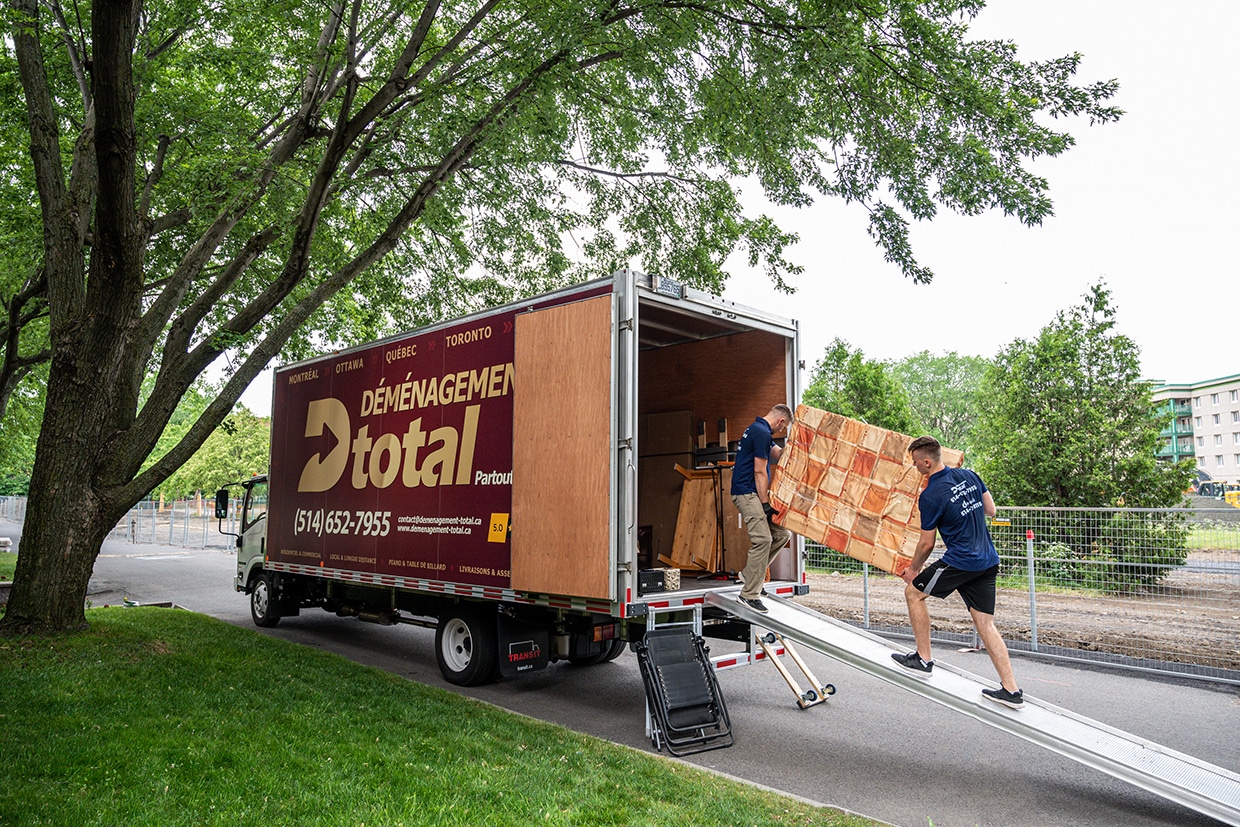 Etiquette of a Professional Mover in Montreal - professional mover in Montreal - 6