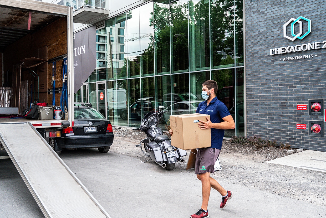 Etiquette of A Professional Mover in Montreal - 2