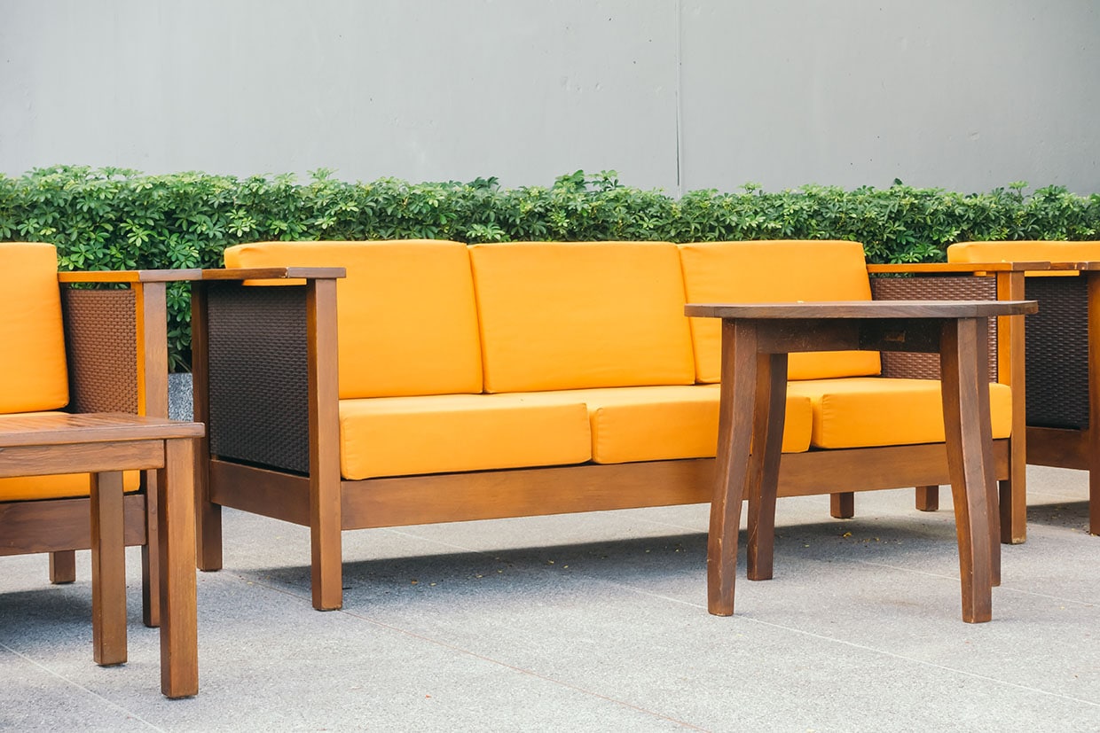 Assemblage de meubles de jardin à Montréal - 2
